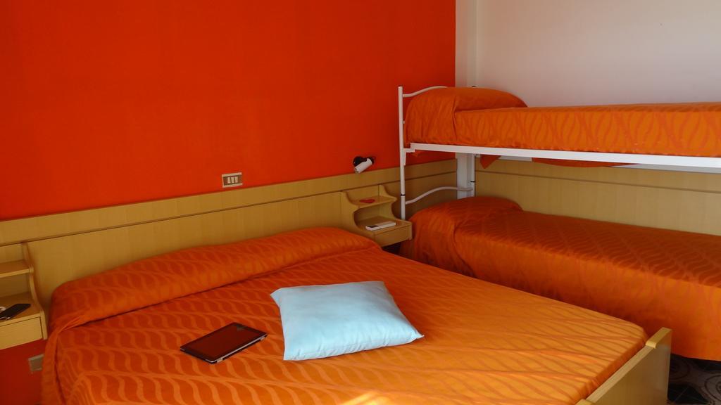 Residence Holiday Bellaria-Igea Marina Exterior photo
