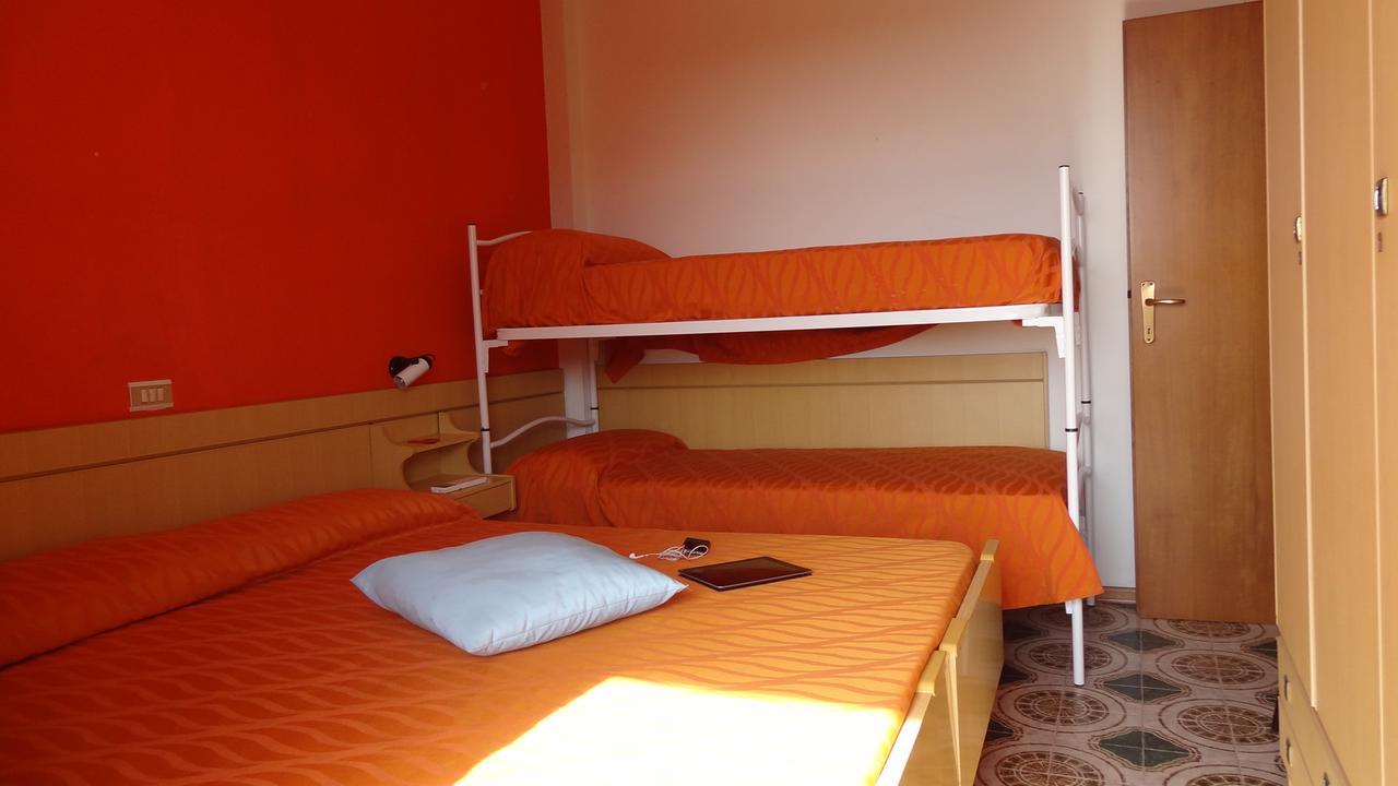 Residence Holiday Bellaria-Igea Marina Exterior photo